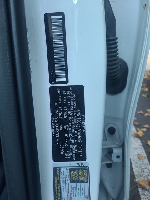 2023 Kia Forte LXS photo 11