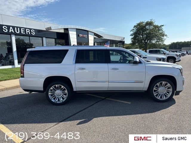 2019 Cadillac Escalade ESV Platinum photo 8