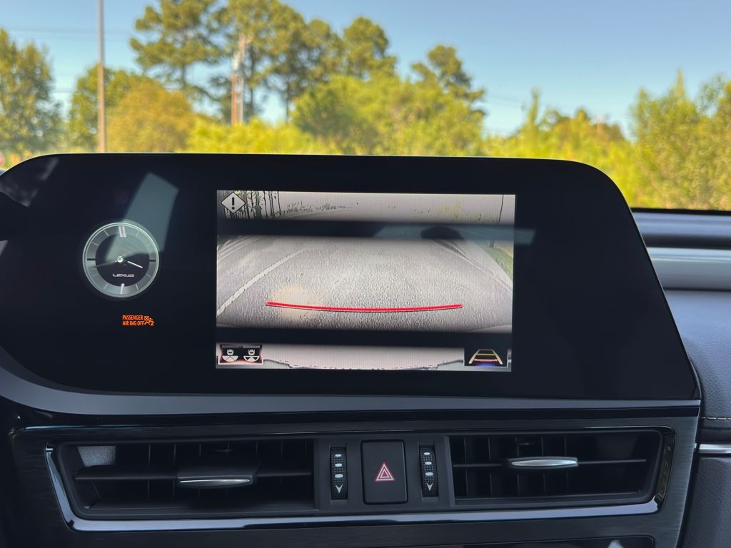 2022 Lexus ES 350 F SPORT photo 4