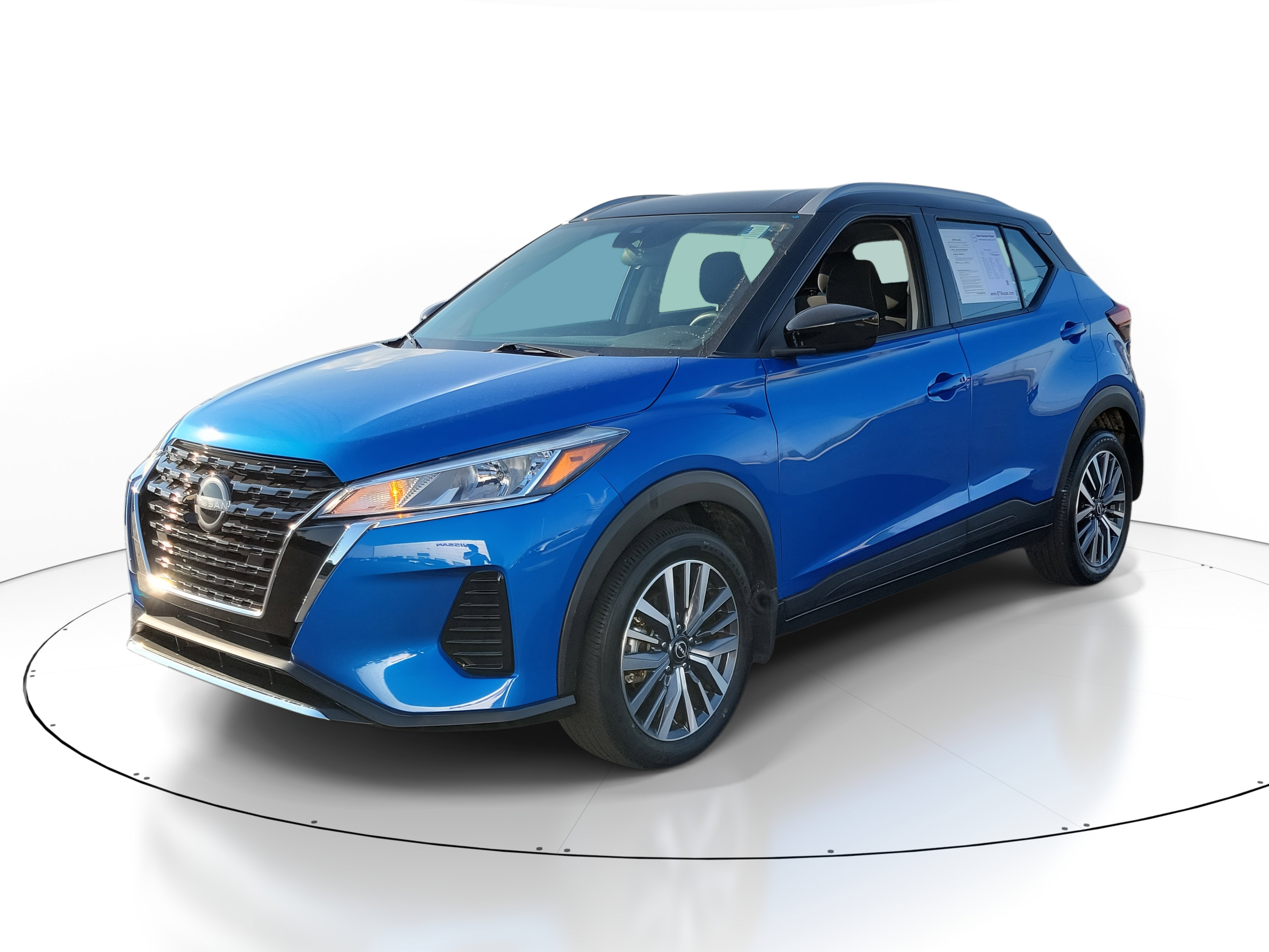 2023 Nissan Kicks SV photo 2