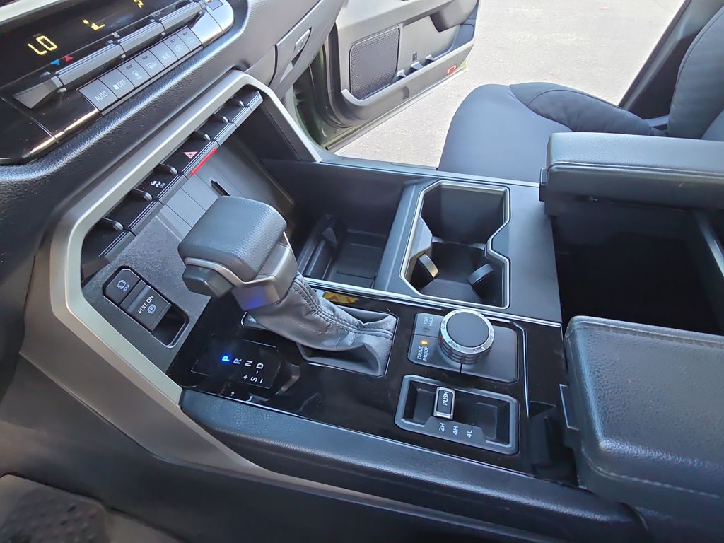 2022 Toyota Tundra SR5 photo 22