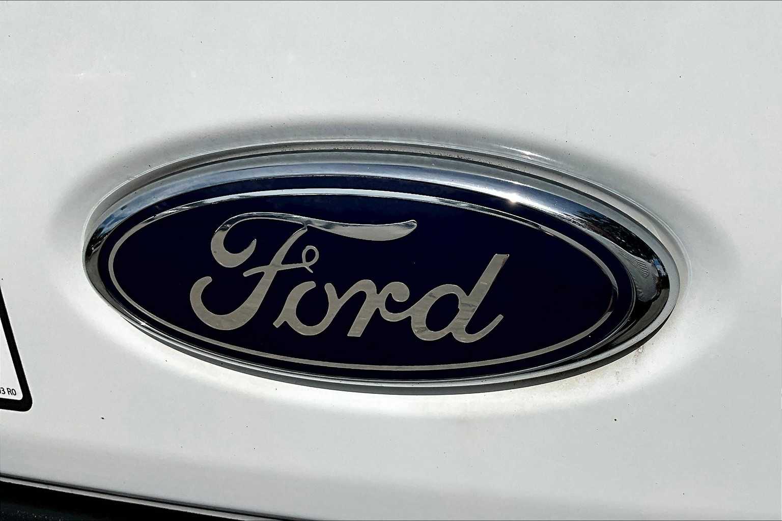 2022 Ford Transit photo 23