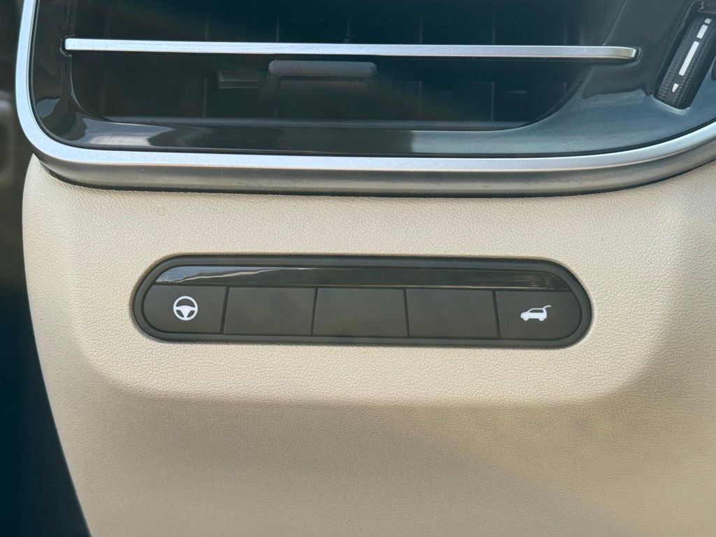 2024 Infiniti QX60 Luxe AWD photo 7