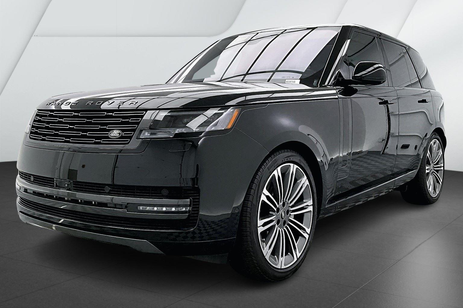 2023 Land Rover Range Rover SE's photo
