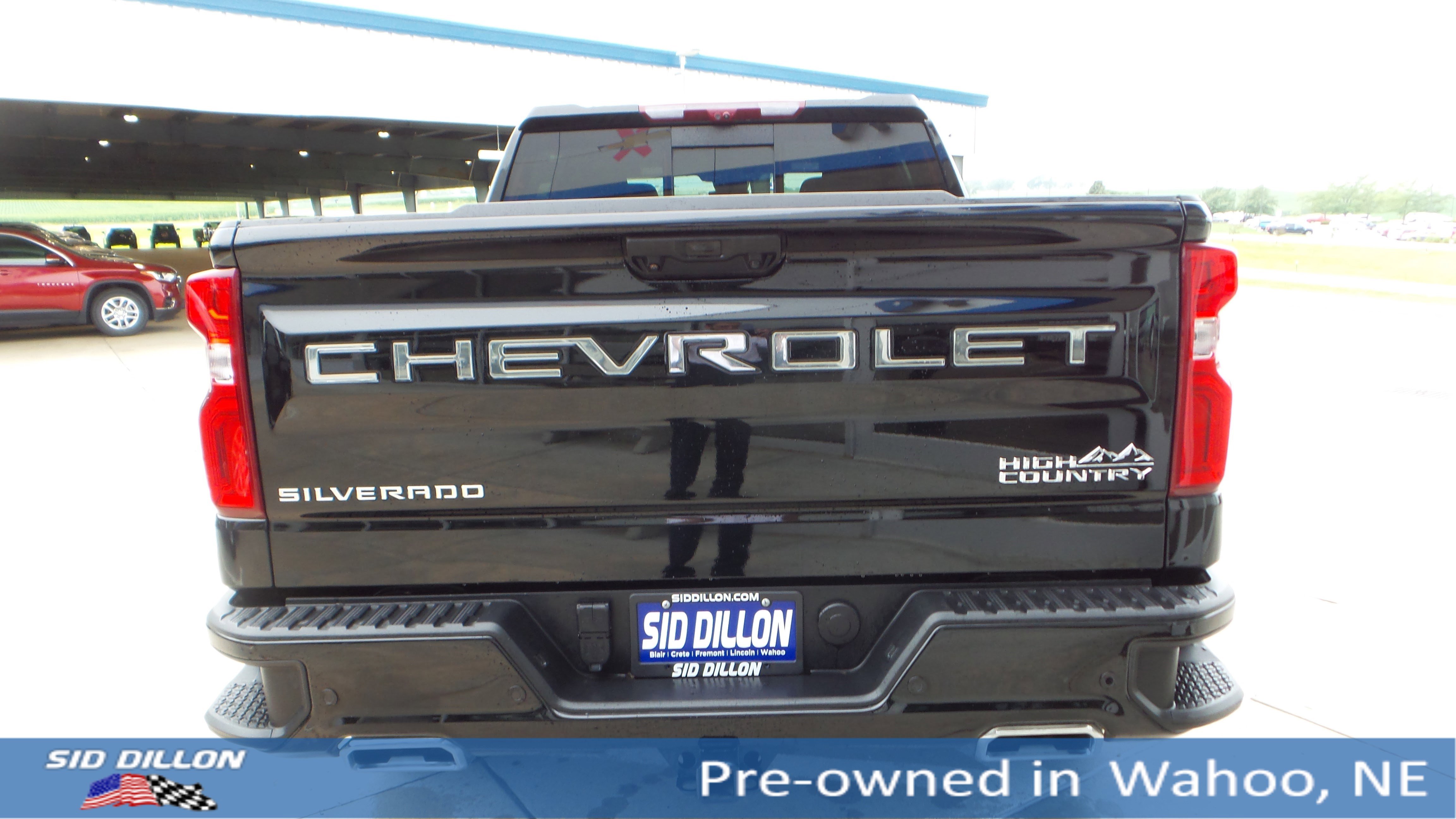 2023 Chevrolet Silverado 1500 High Country Sport photo 4
