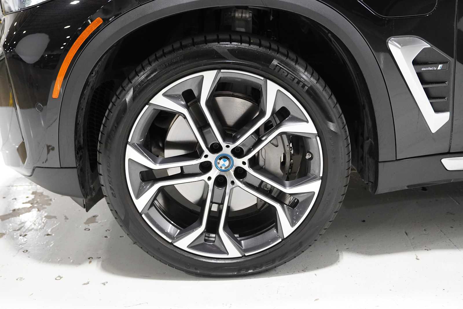 2024 Bmw X5 xDrive50e photo 3