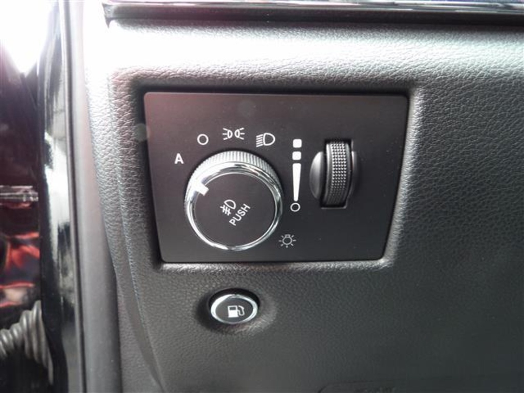 2022 Jeep Cherokee Limited photo 24