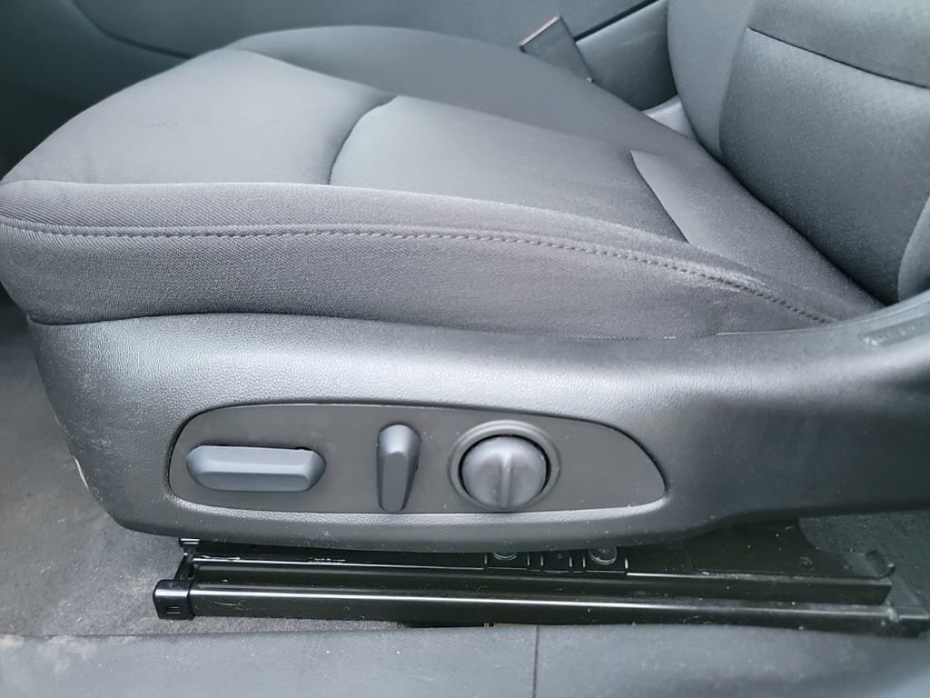 2023 Chevrolet Malibu 1LT photo 14