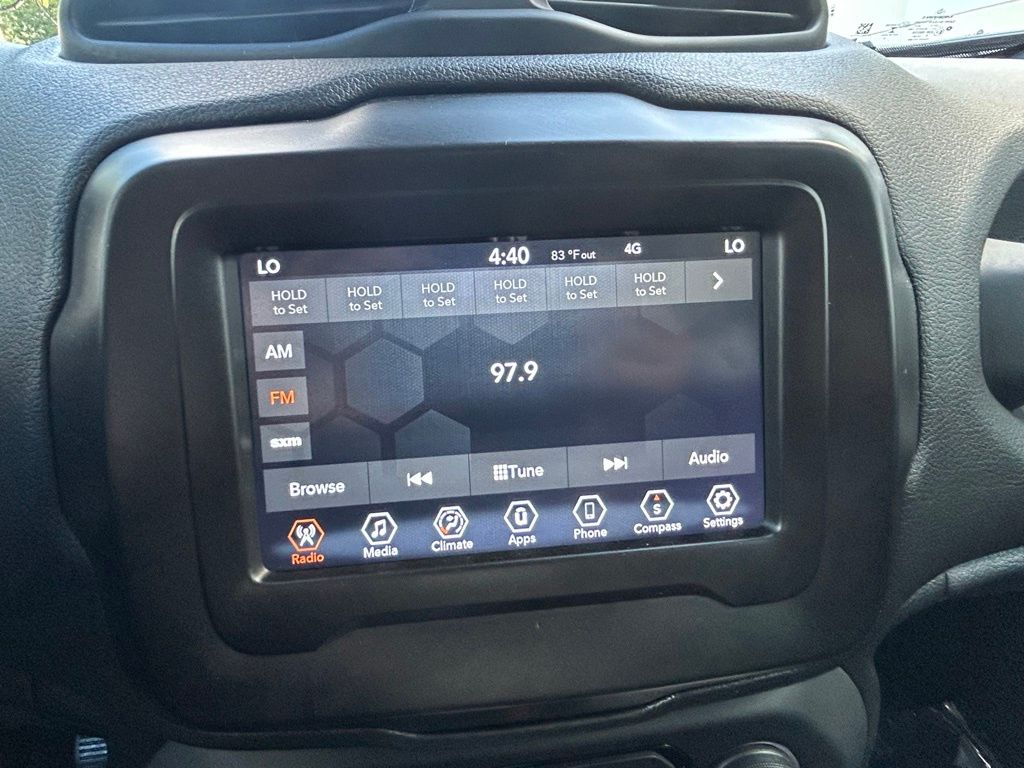 2021 Jeep Renegade Latitude photo 26