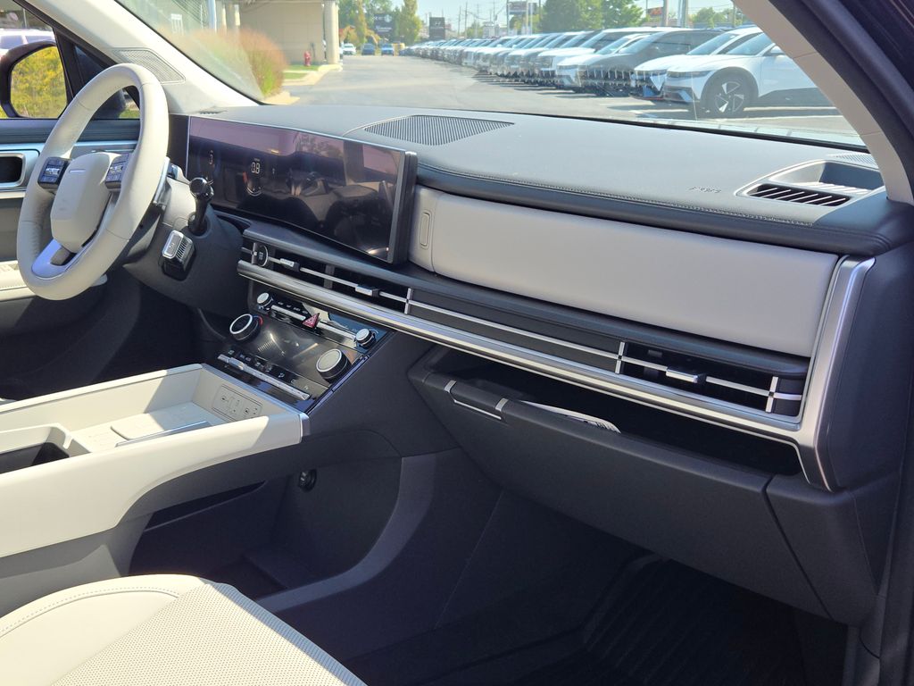 2024 Hyundai Santa Fe SEL photo 3
