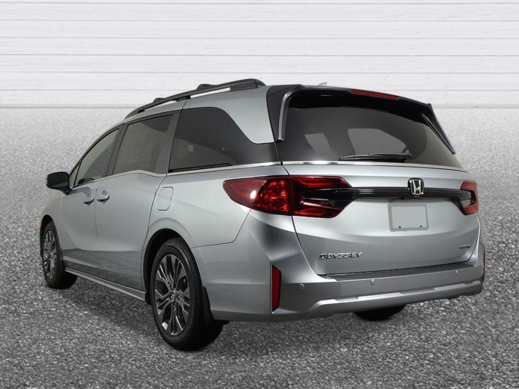 2026 Honda Odyssey Touring photo 3