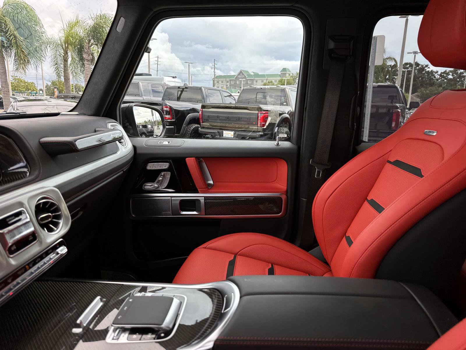 2025 Mercedes Benz G 63 AMG photo 23