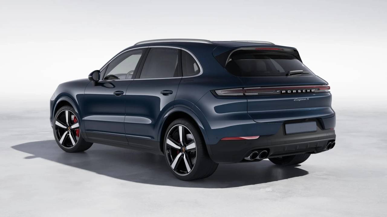 2026 Porsche Cayenne S photo 2