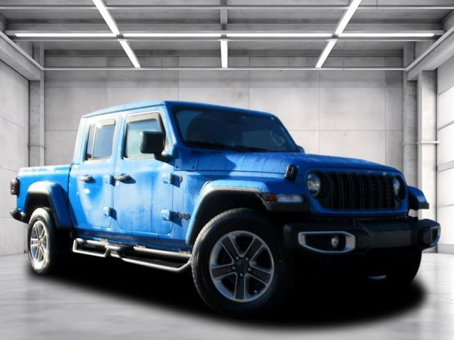 2024 Jeep Gladiator Sport S's photo