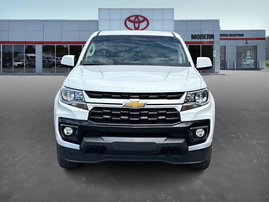 2022 Chevrolet Colorado LT photo 2