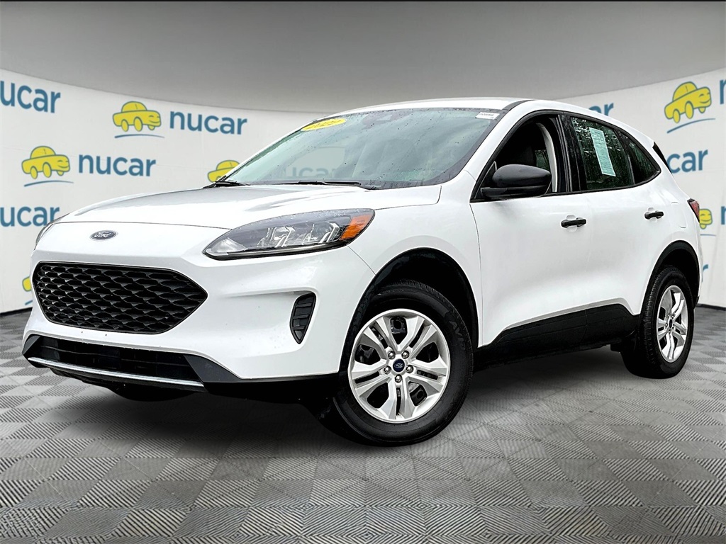 2022 Ford Escape S photo 3