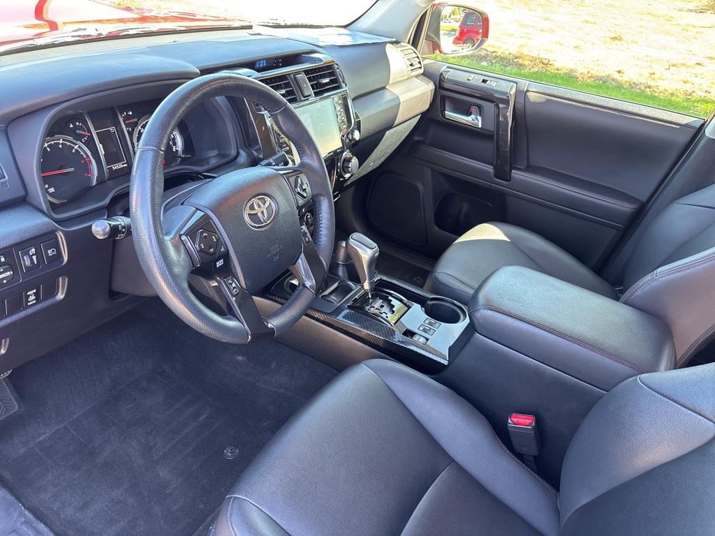 2020 Toyota 4Runner TRD Off-Road Premium photo 8