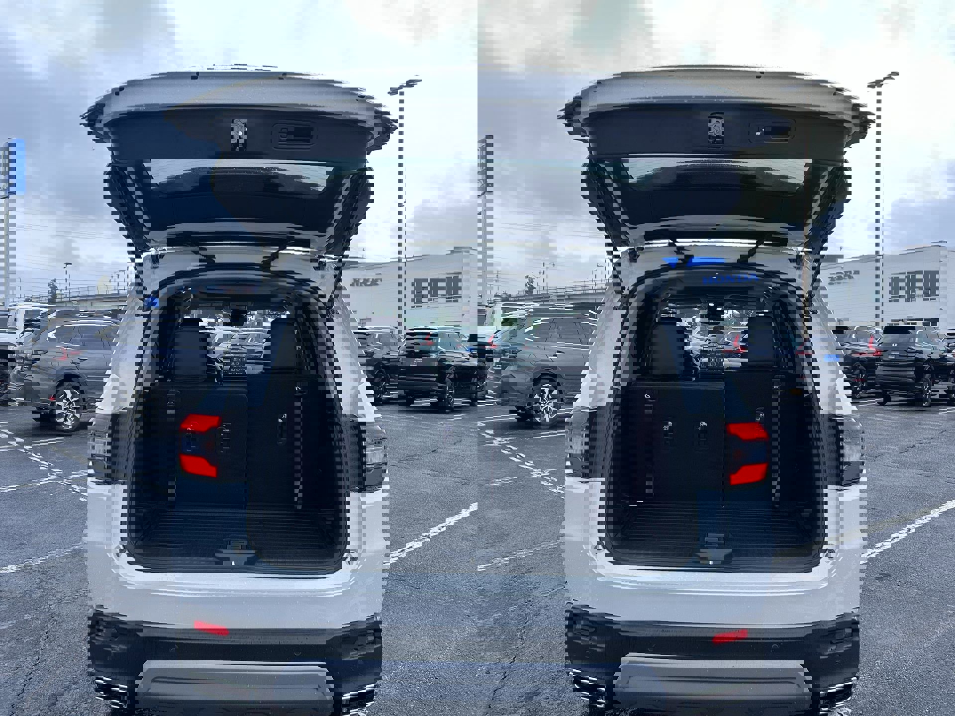2025 Honda Pilot Touring photo 23