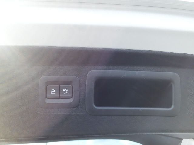 2025 Mazda CX-50 Premium photo 21