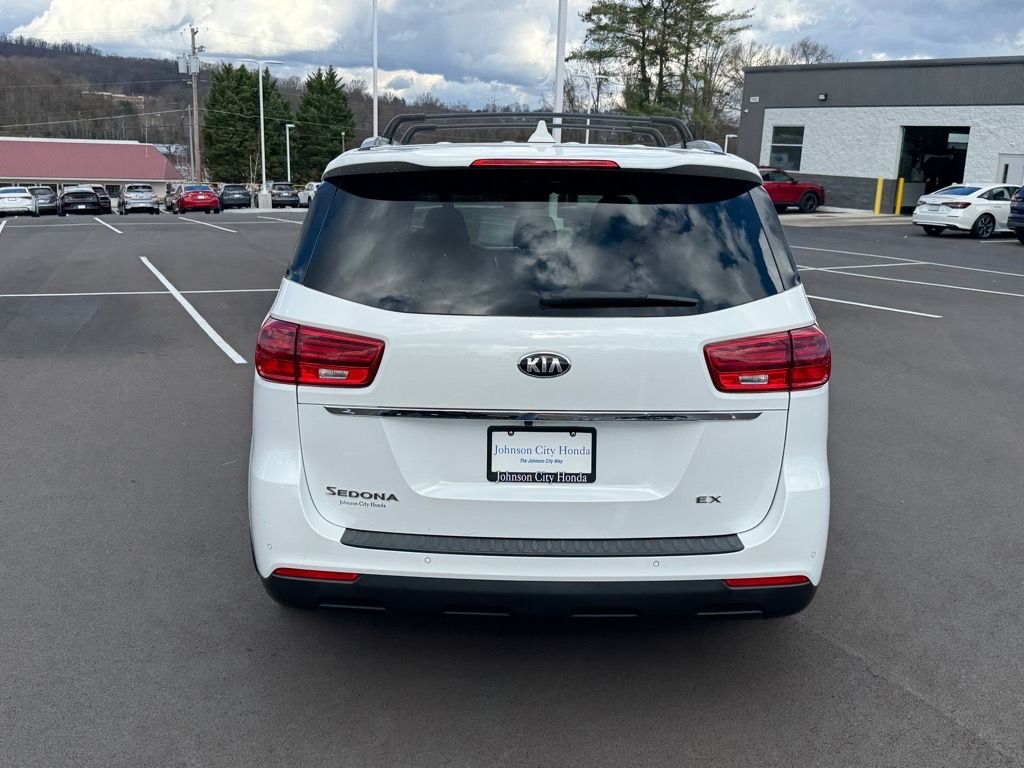 2019 Kia Sedona LX EX photo 3