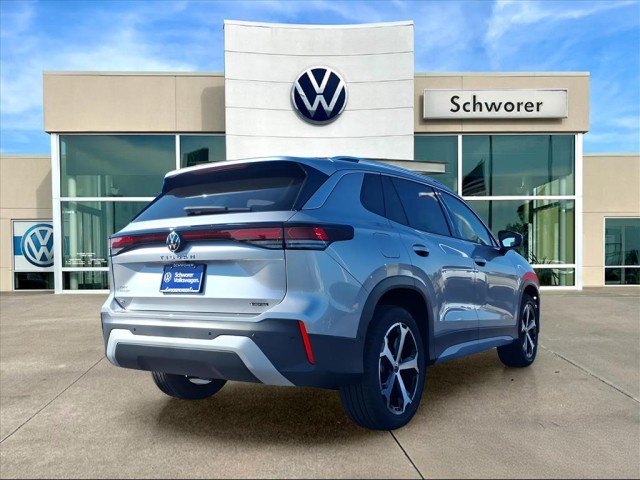 2025 Volkswagen Tiguan SE photo 3