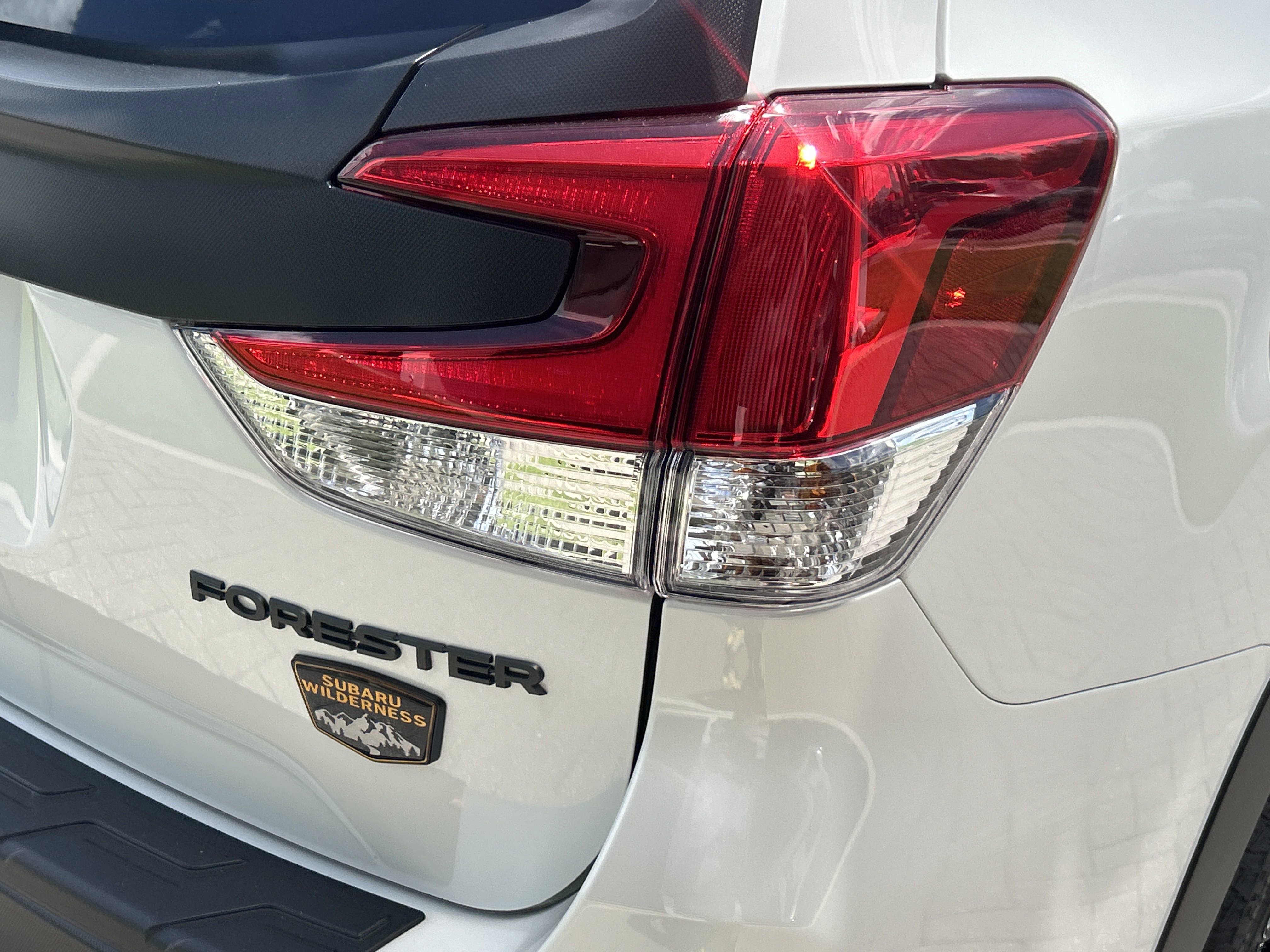 2025 Subaru Forester Wilderness photo 2