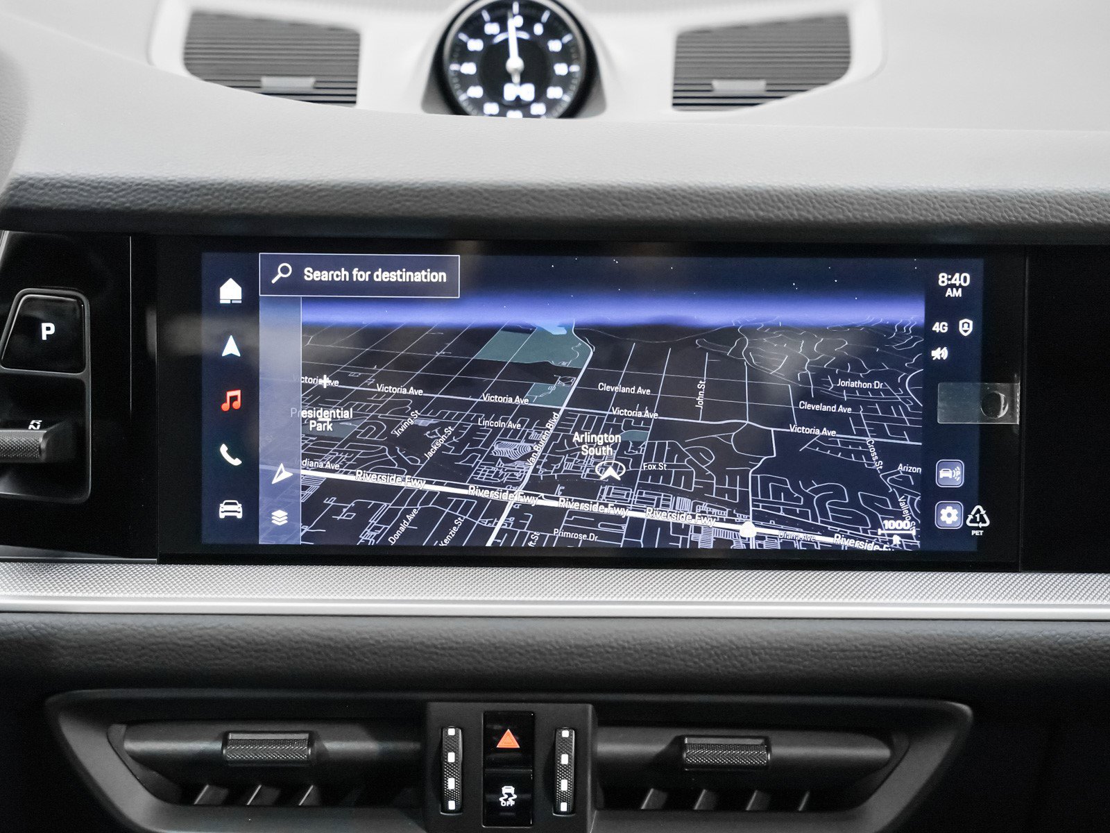 2025 Porsche Cayenne Coupe photo 21