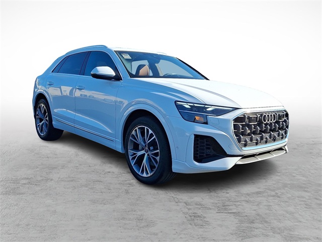 2024 Audi Q8 55 Premium Plus photo 7