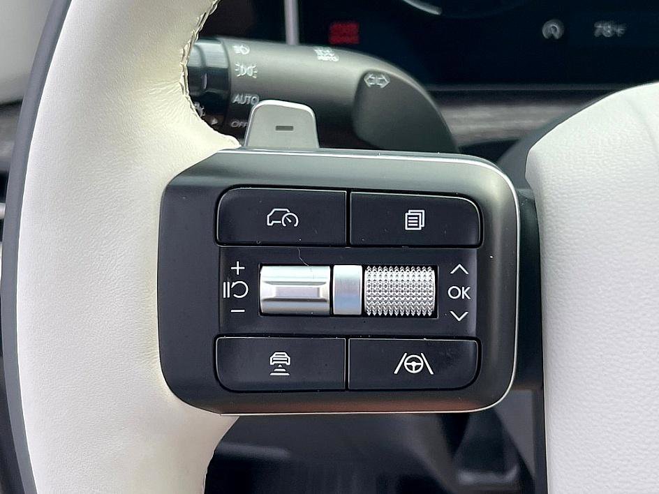 2025 Hyundai Santa Fe Calligraphy photo 15