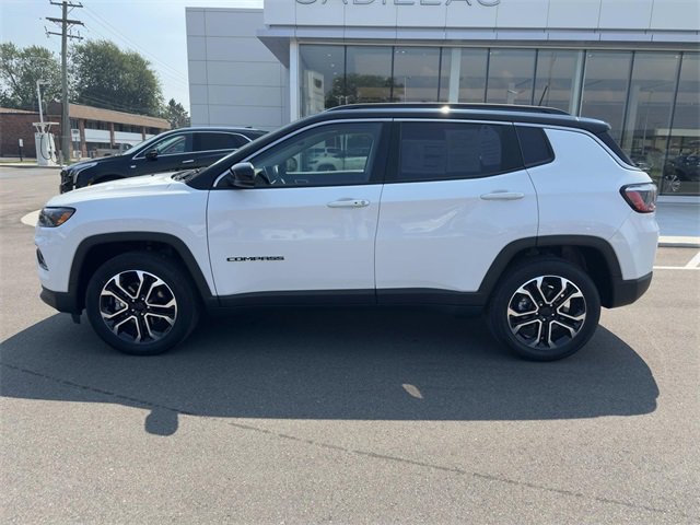 2022 Jeep Compass Limited photo 35