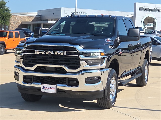 2026 Ram 2500 Tradesman photo 3
