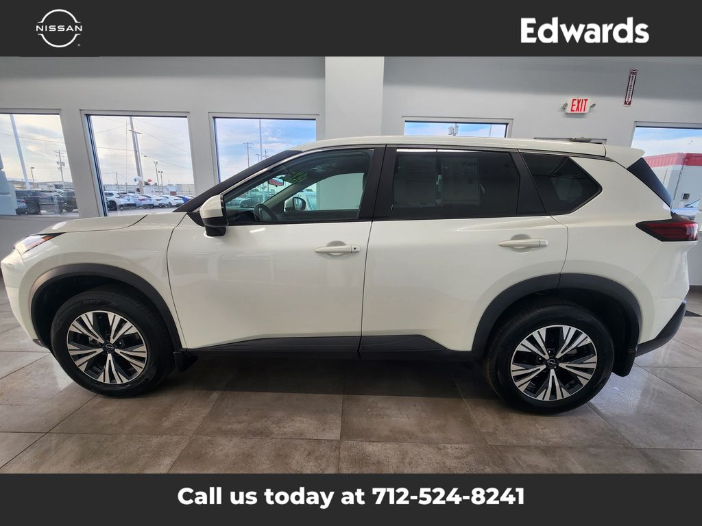 2023 Nissan Rogue SV photo 5