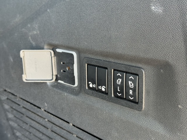 2022 Gmc Yukon XL Denali photo 4