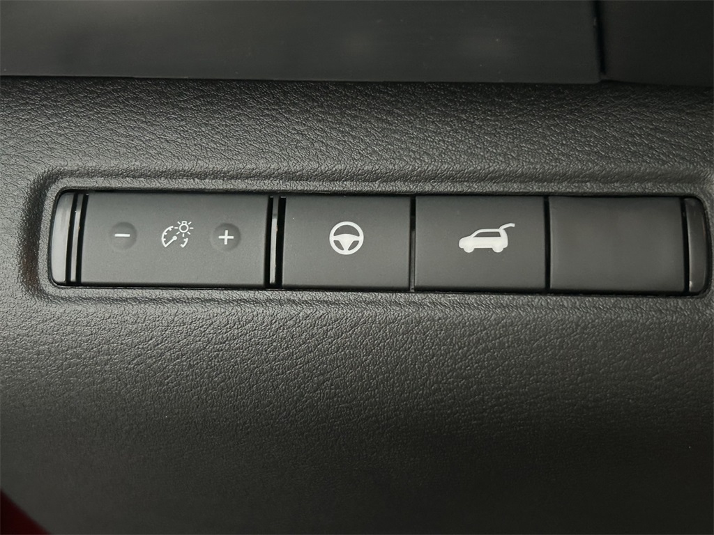 2025 Nissan Pathfinder SL photo 19