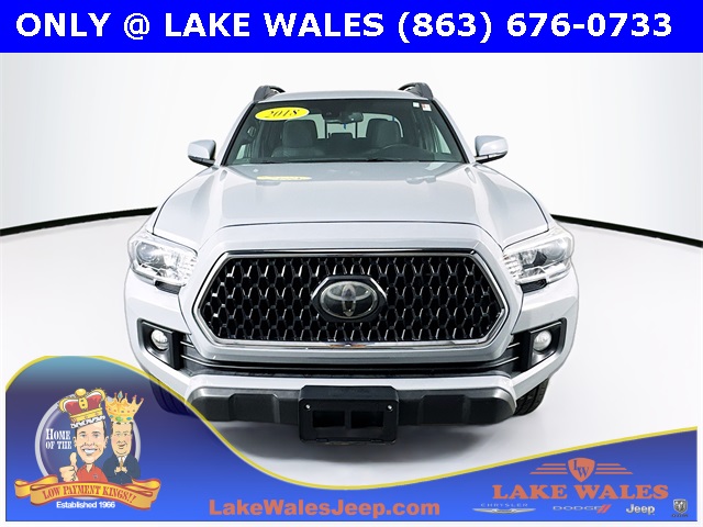 2018 Toyota Tacoma TRD Off-Road photo 2