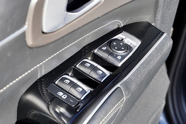 Used 2022 Gray Kia SX image 24