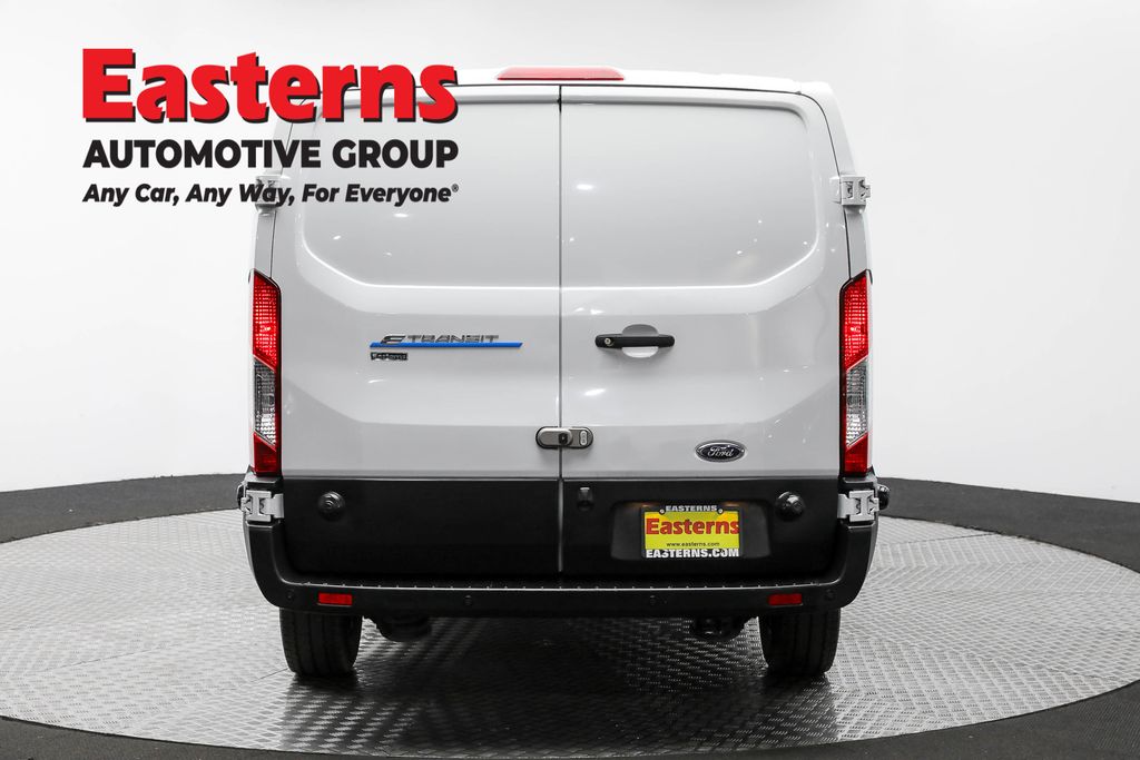 2023 Ford Transit photo 5