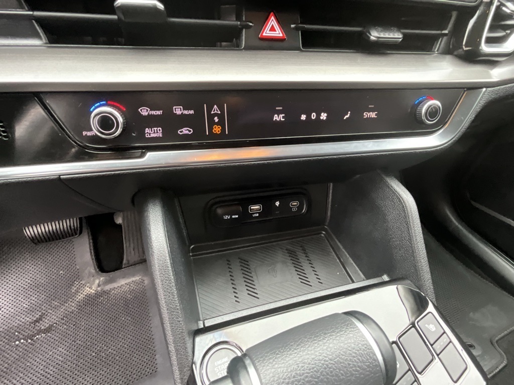 2025 Kia Sportage EX photo 16