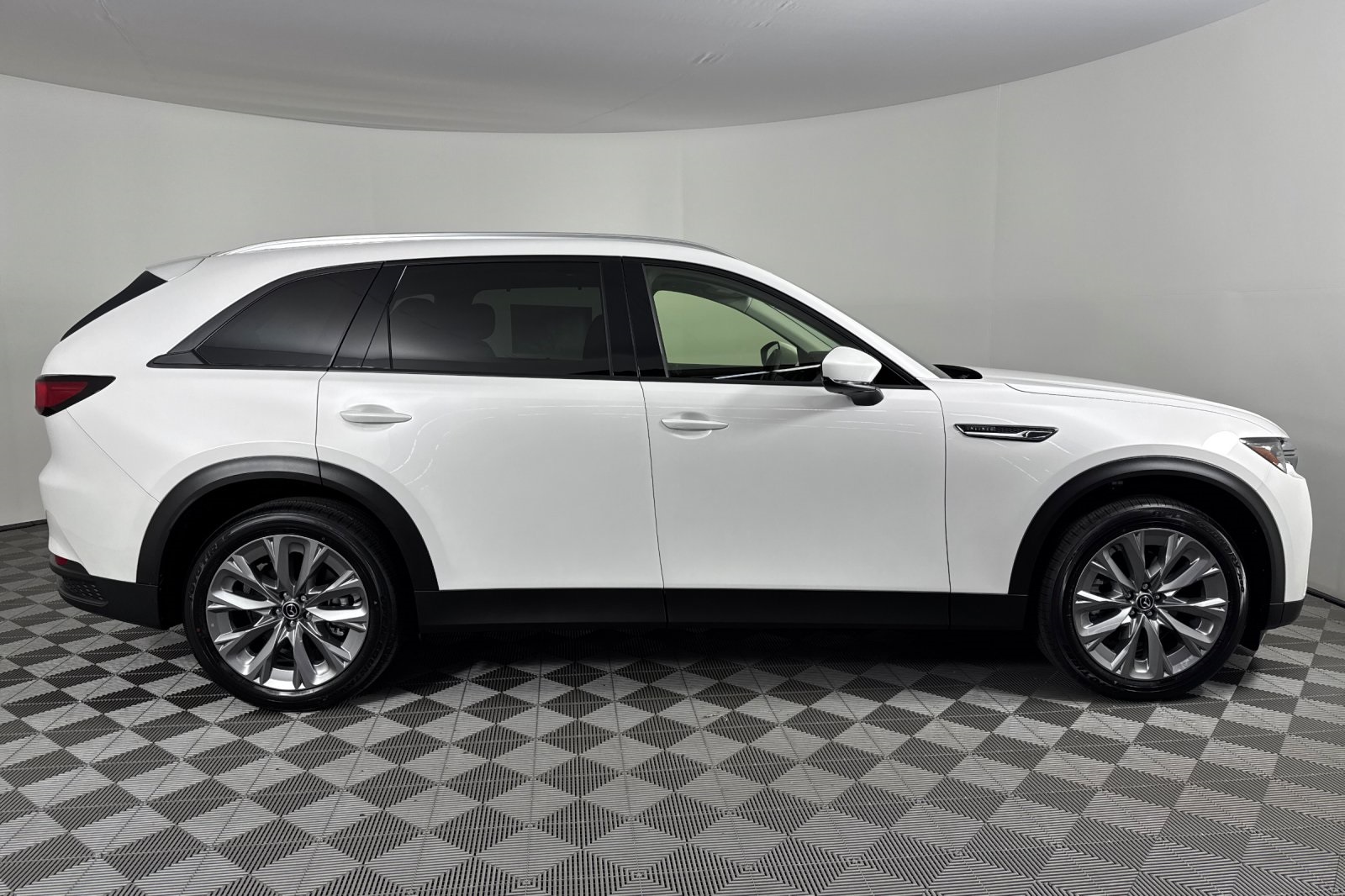 2026 Mazda CX-90 3.3 Turbo Preferred photo 2