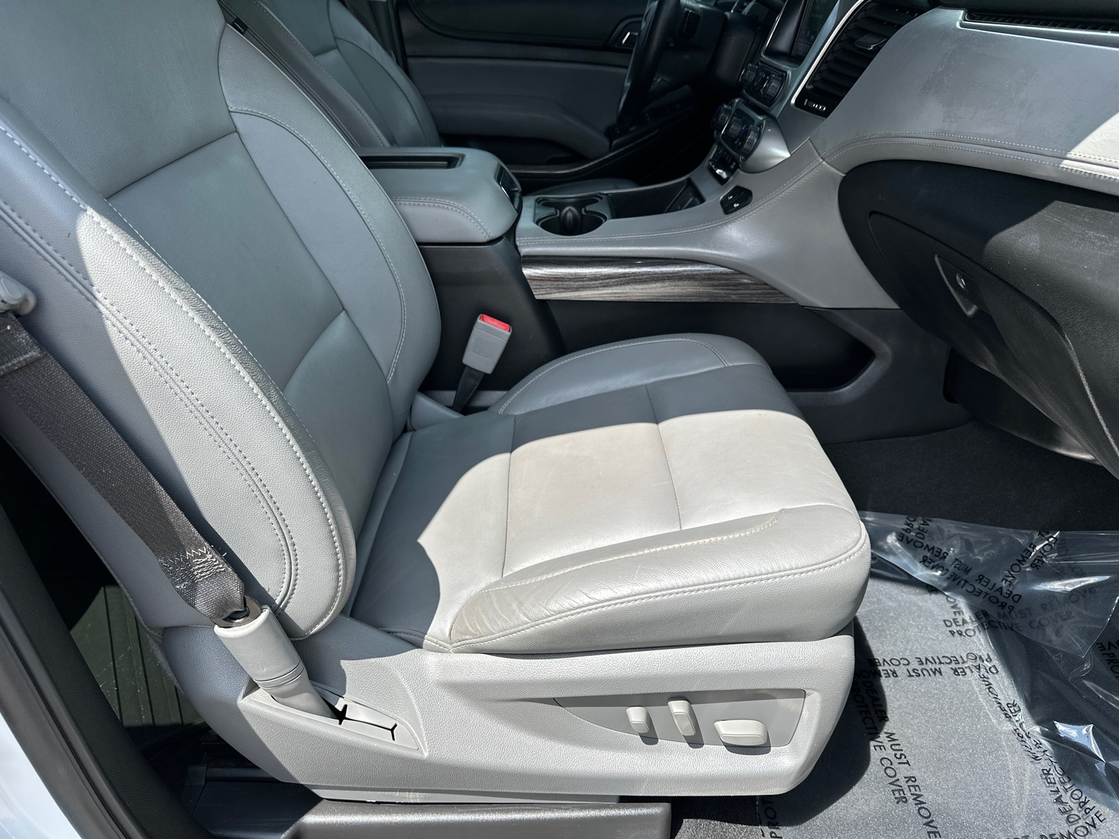 2019 Chevrolet Tahoe LT photo 13