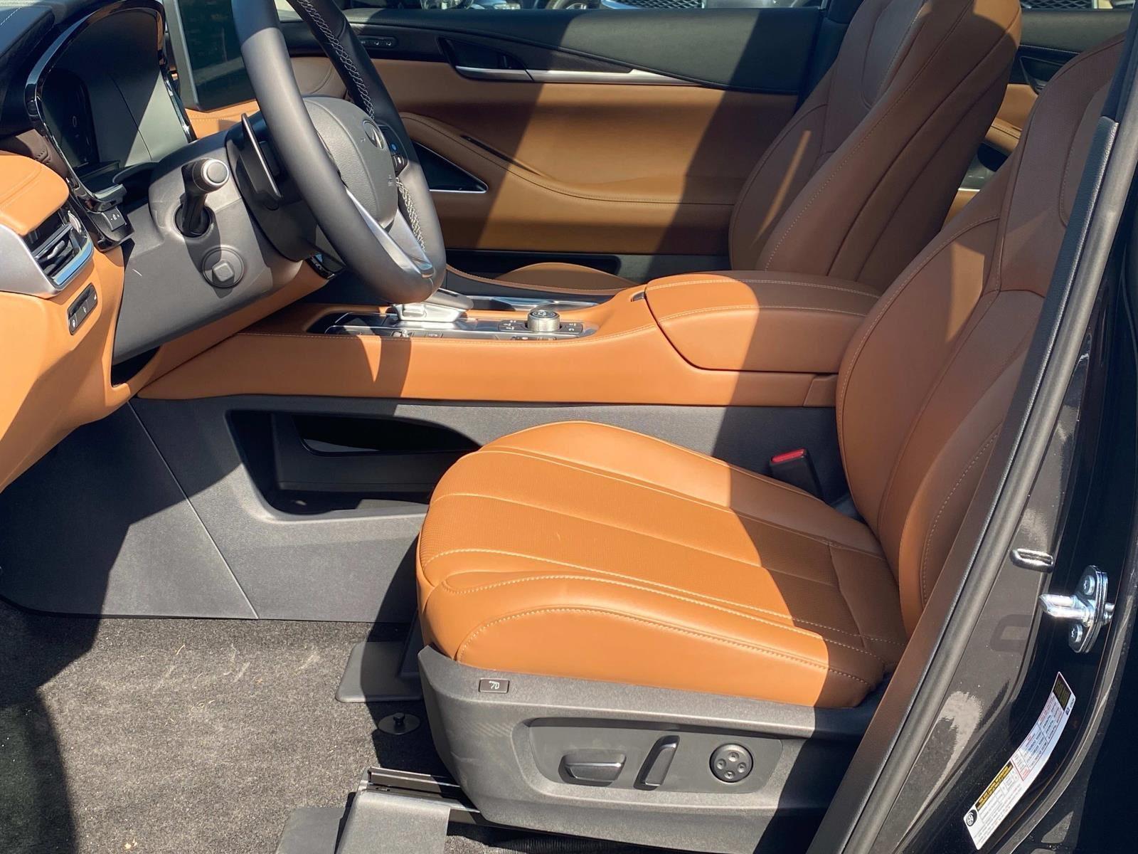2025 Infiniti QX60 Sensory AWD photo 11