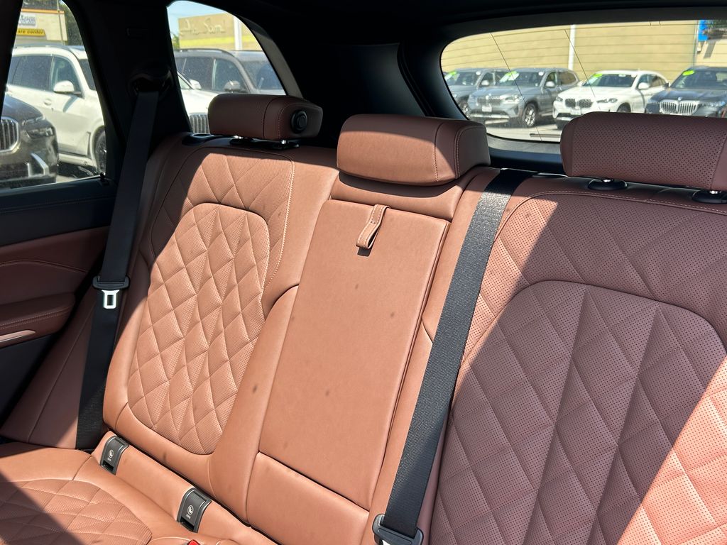 2026 Bmw X5 M60i photo 30