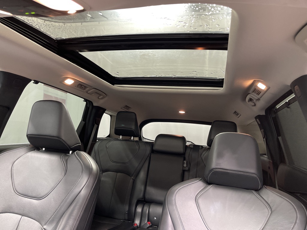 2022 Infiniti QX60 Luxe AWD photo 8