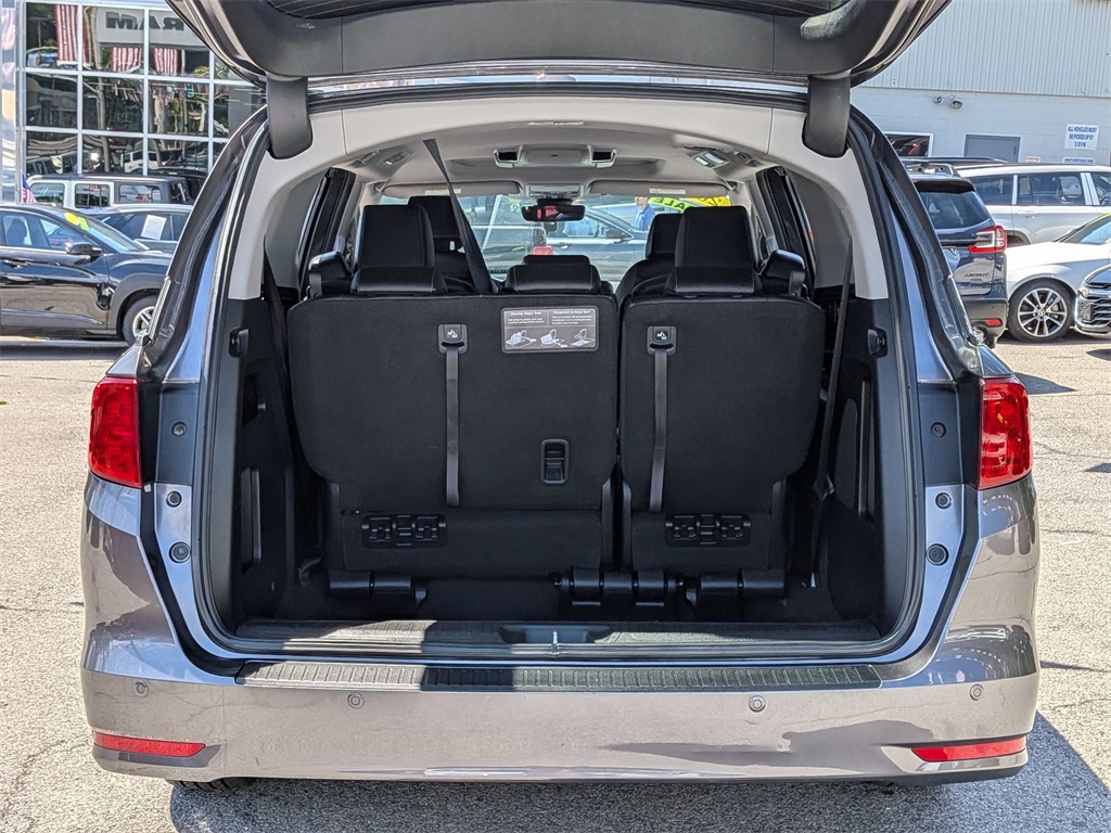 2024 Honda Odyssey Touring photo 6