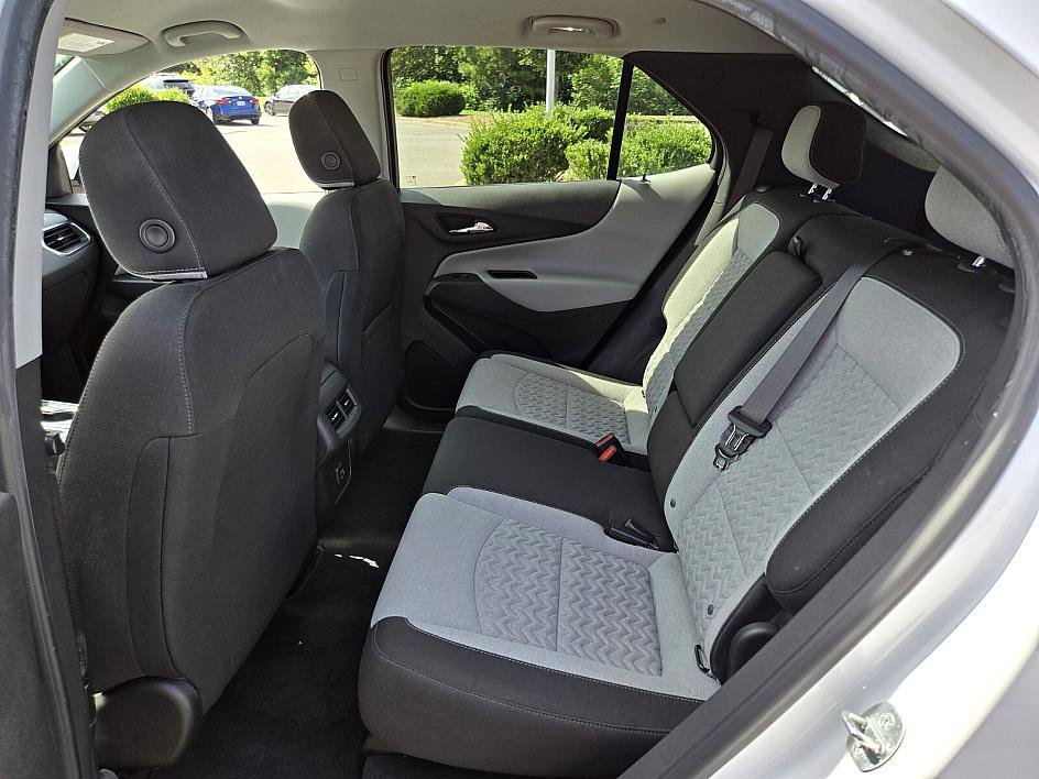 2022 Chevrolet Equinox LT photo 11