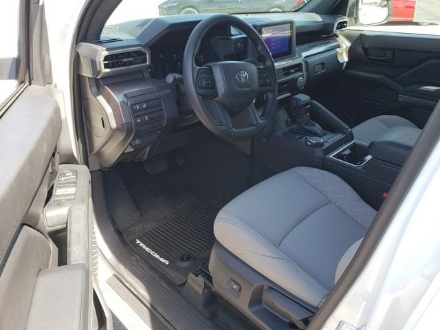 2025 Toyota Tacoma SR5 4x4 Double Cab photo 9