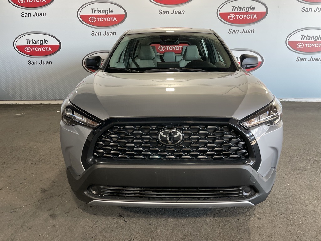 2026 Toyota Corolla Cross L photo 2