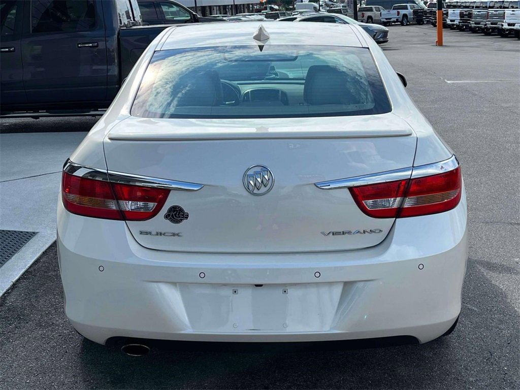 2016 Buick Verano Leather photo 4