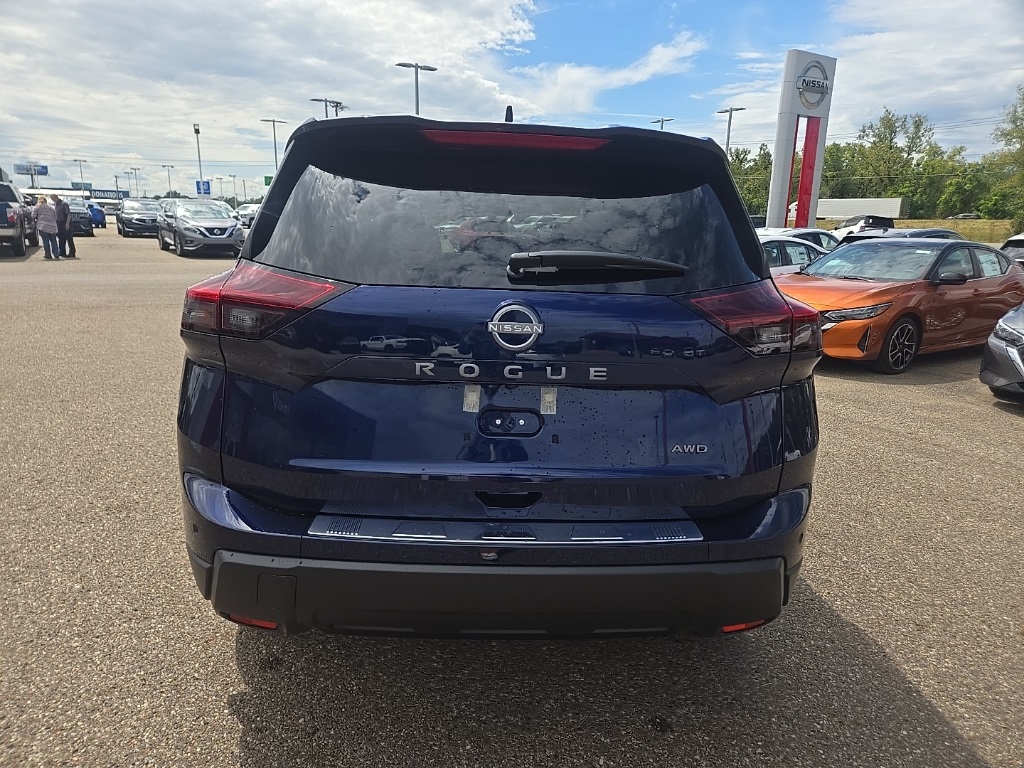 2026 Nissan Rogue SV photo 6