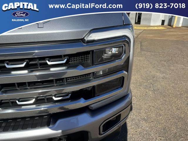 2023 Ford F-250 photo 11